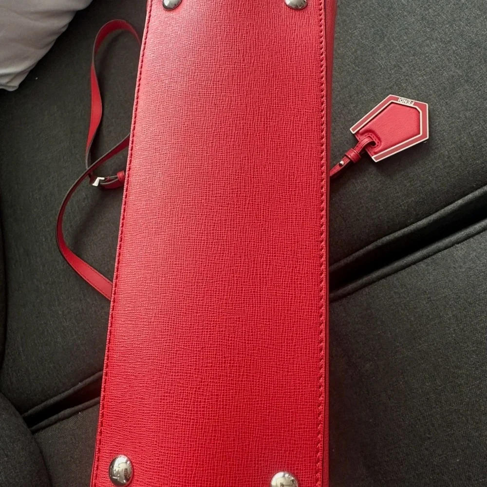 “Pre-loved” Authentic Fendi 2jours Bag